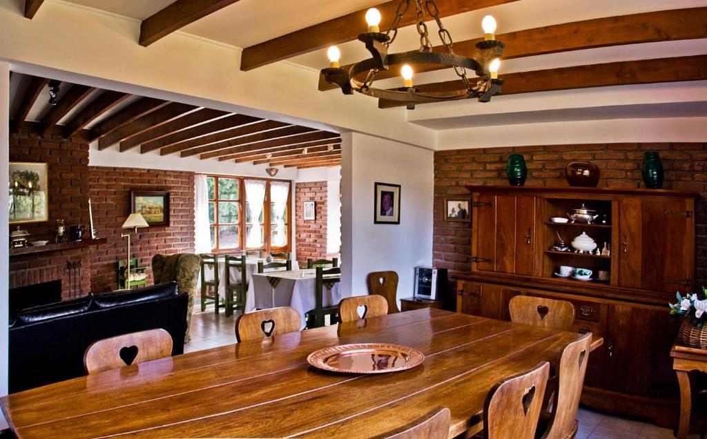 Hosteria Canela B&B Ескуел Екстериор снимка