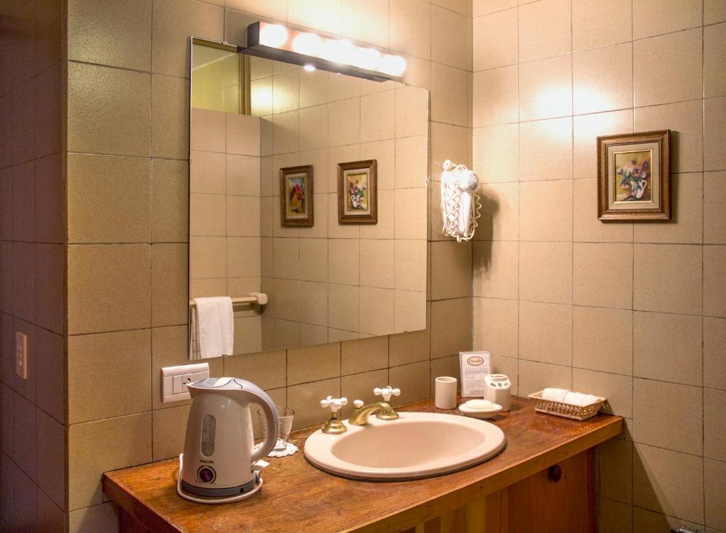 Hosteria Canela B&B Ескуел Екстериор снимка